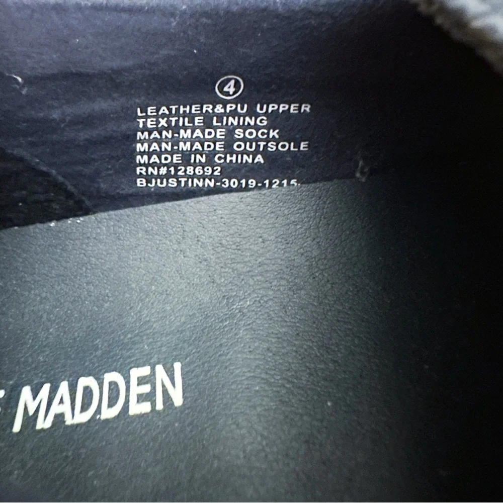 Steve Madden | Boys’ Navy Justinn Loafers (4)